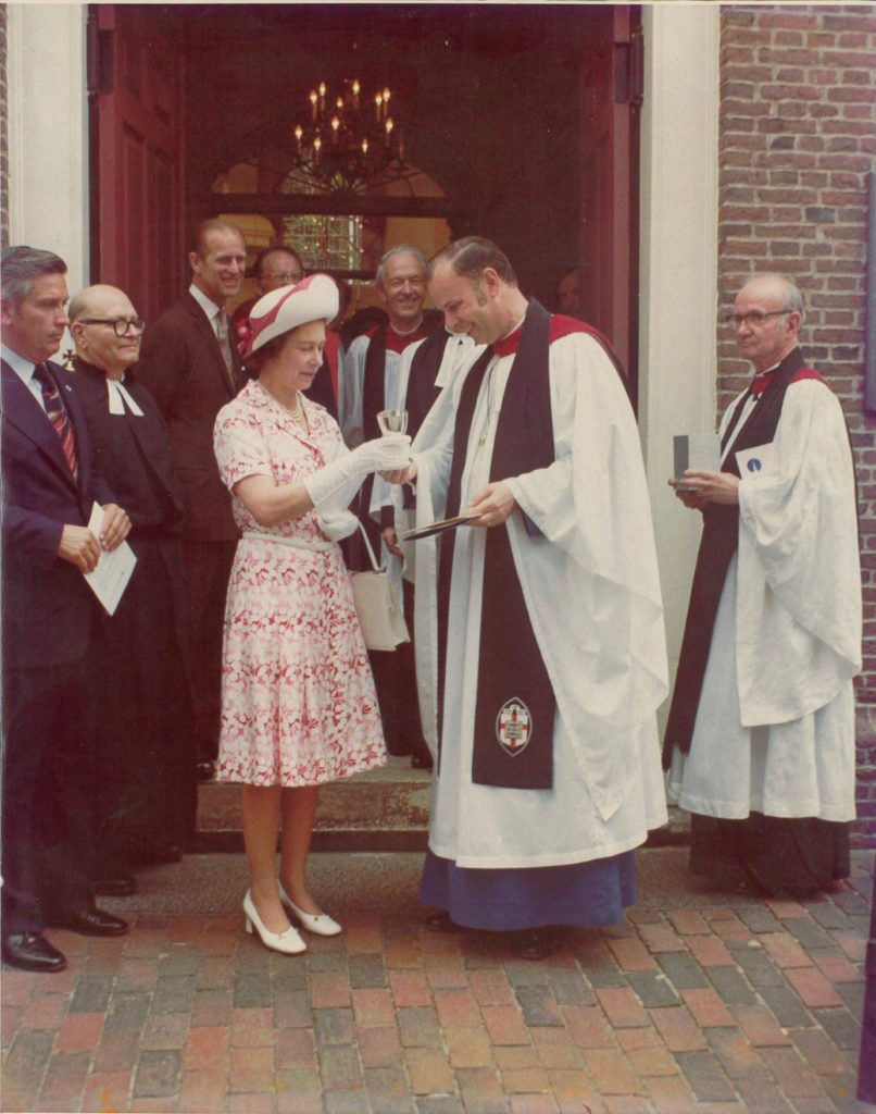 Queen Elizabeth II and Rev. Golledge at Old North Church.